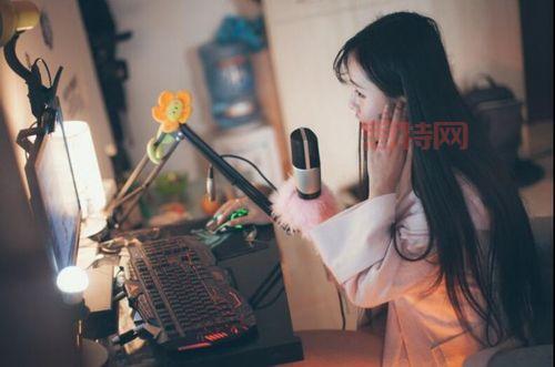 花蝴蝶免费视频直播高清版下载：在线观看，享受精彩直播！