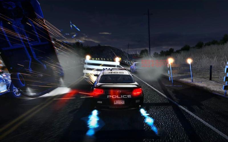 NFS14热力追踪重制版评测：经典赛车再现游戏魅力