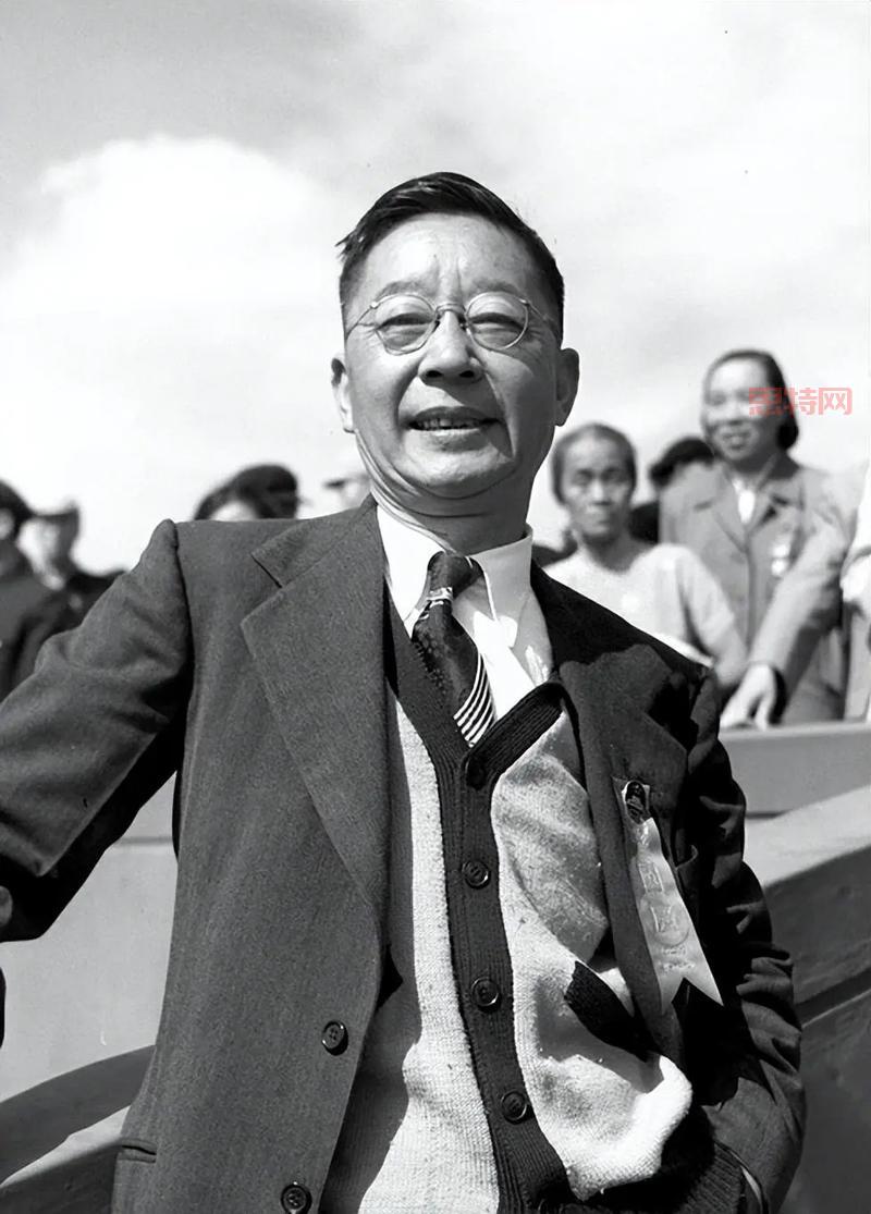 老舍的资料：一位人民艺术家的传奇人生