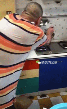 扒开腿狂躁GIF动态图