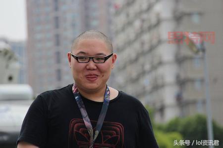 小智与PDD再度交锋，这次直播引爆舆论！
