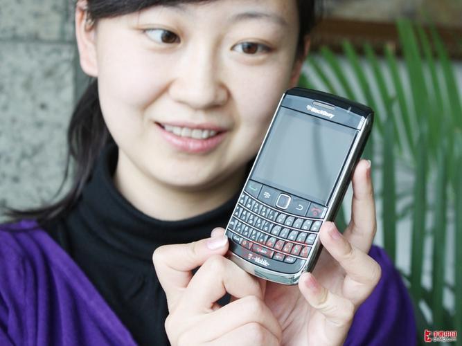 想在黑莓9700上用微信？看这篇就够了！