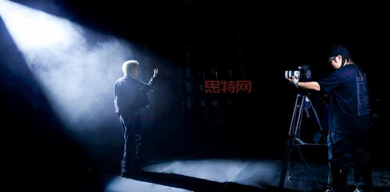 “佳直播”直播解决方案，打造明星感团播